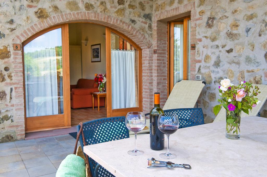 Antica Fonte Resort Casole dʼElsa Zimmer foto